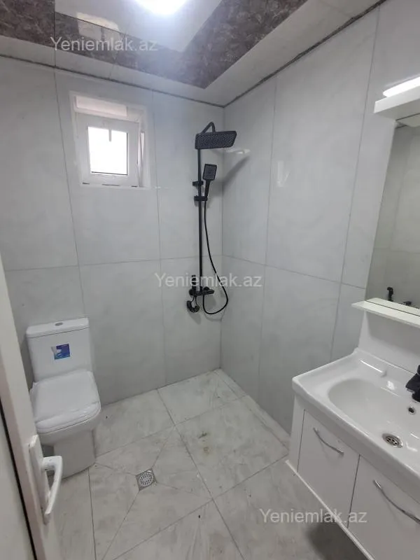 Satılır 4 otaqlı həyət evi 126 m²