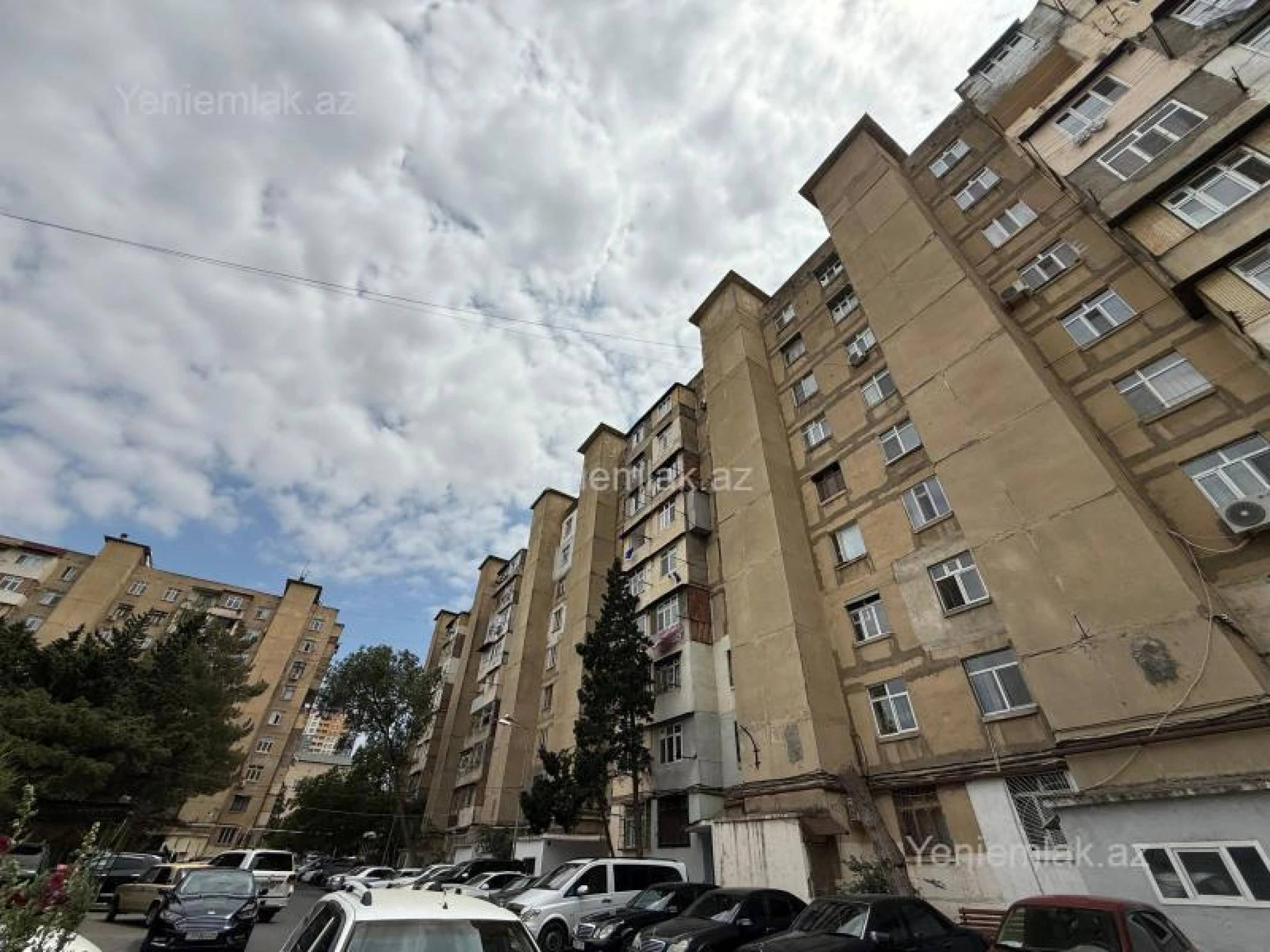 Satılır 5 otaqlı köhnə tikili 120 m²