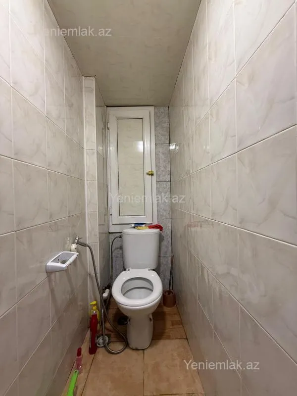 Satılır 5 otaqlı köhnə tikili 120 m²