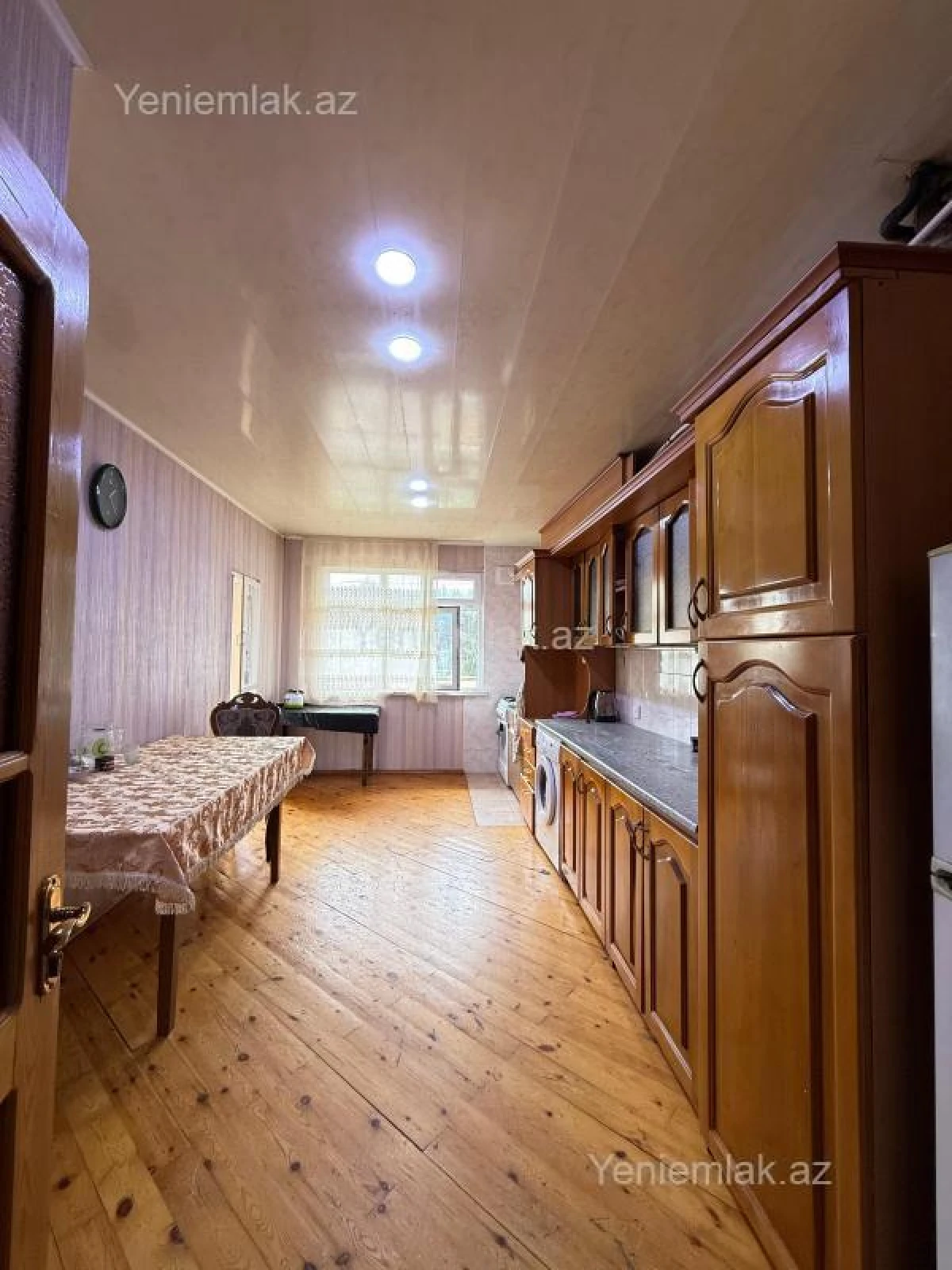 Satılır 5 otaqlı köhnə tikili 120 m²