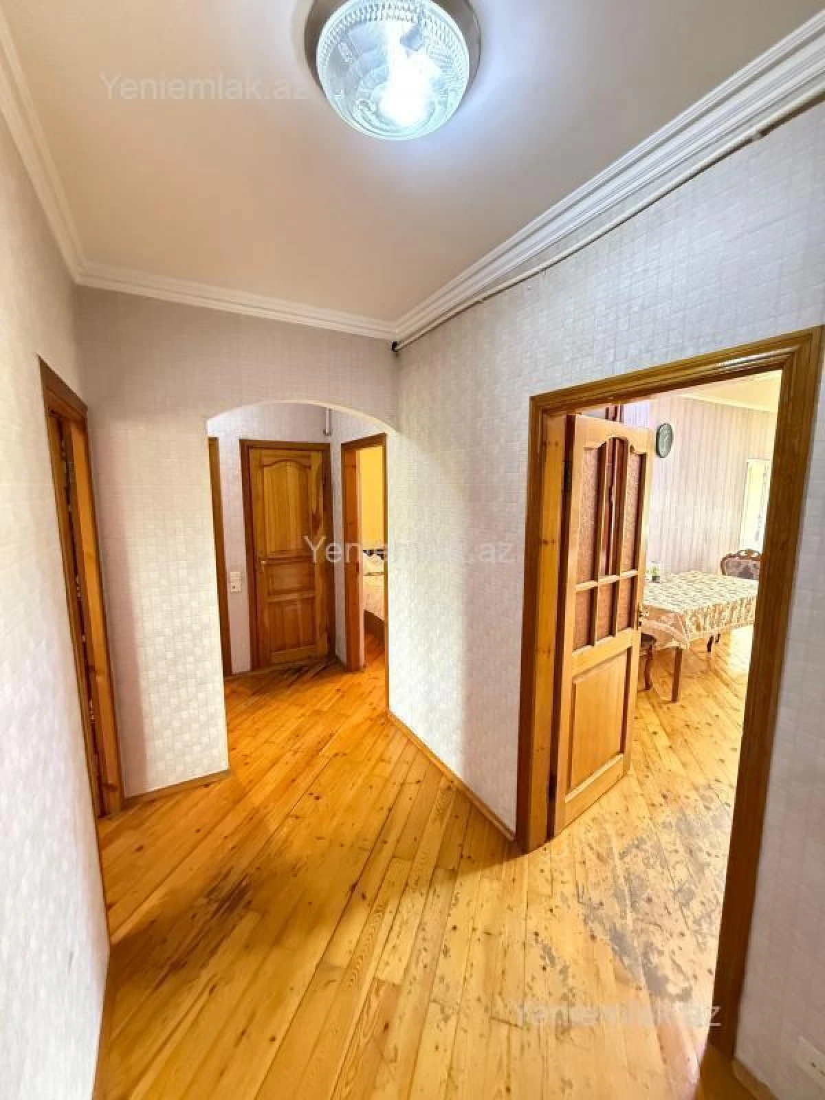 Satılır 5 otaqlı köhnə tikili 120 m²