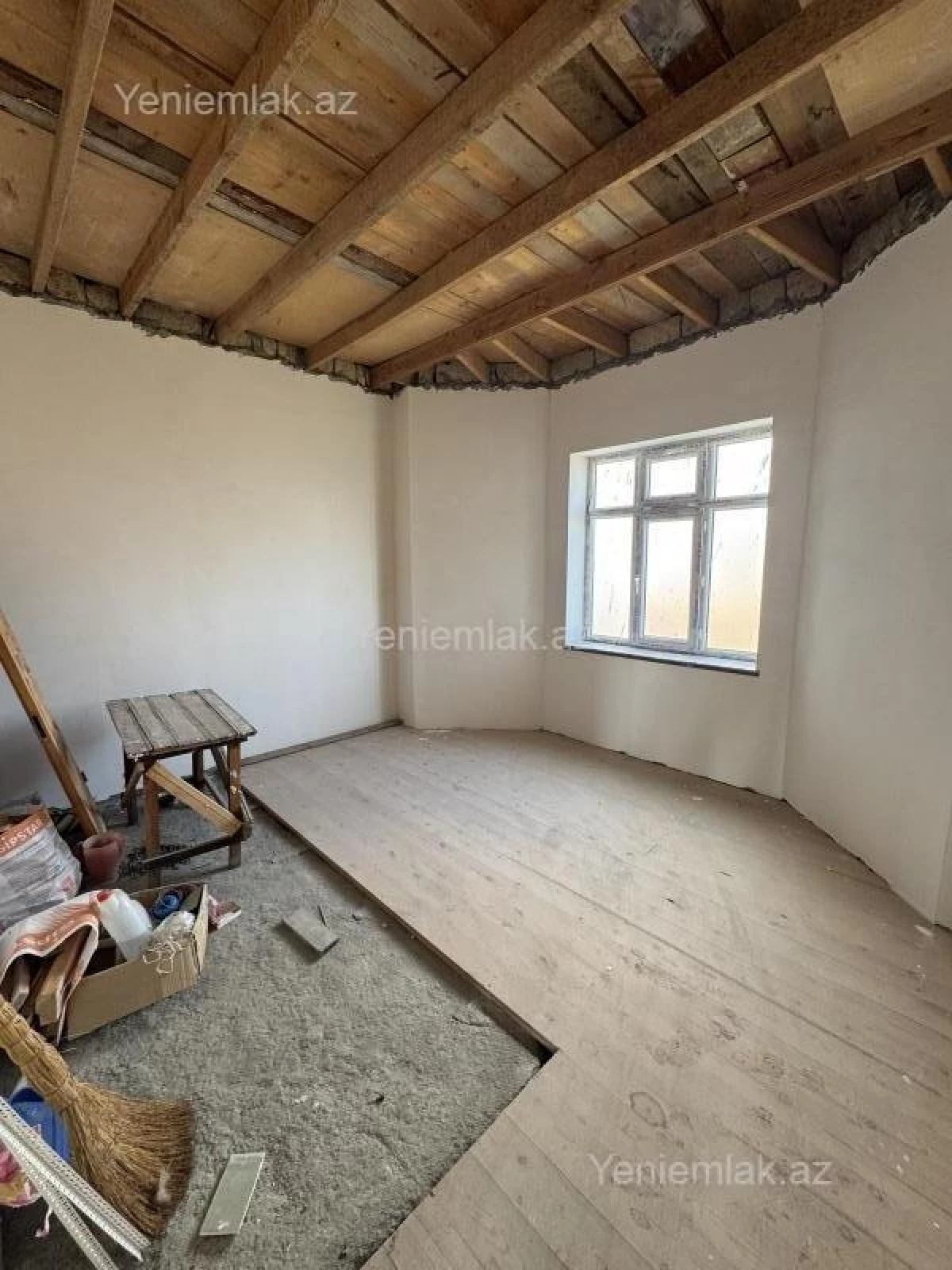 Satılır 4 otaqlı həyət evi 134 m²