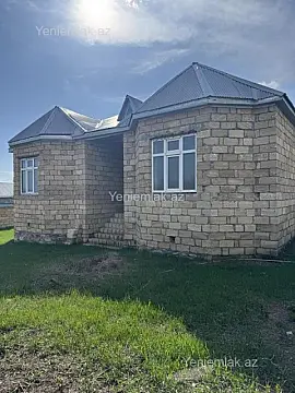 Satılır 4 otaqlı həyət evi 134 m²