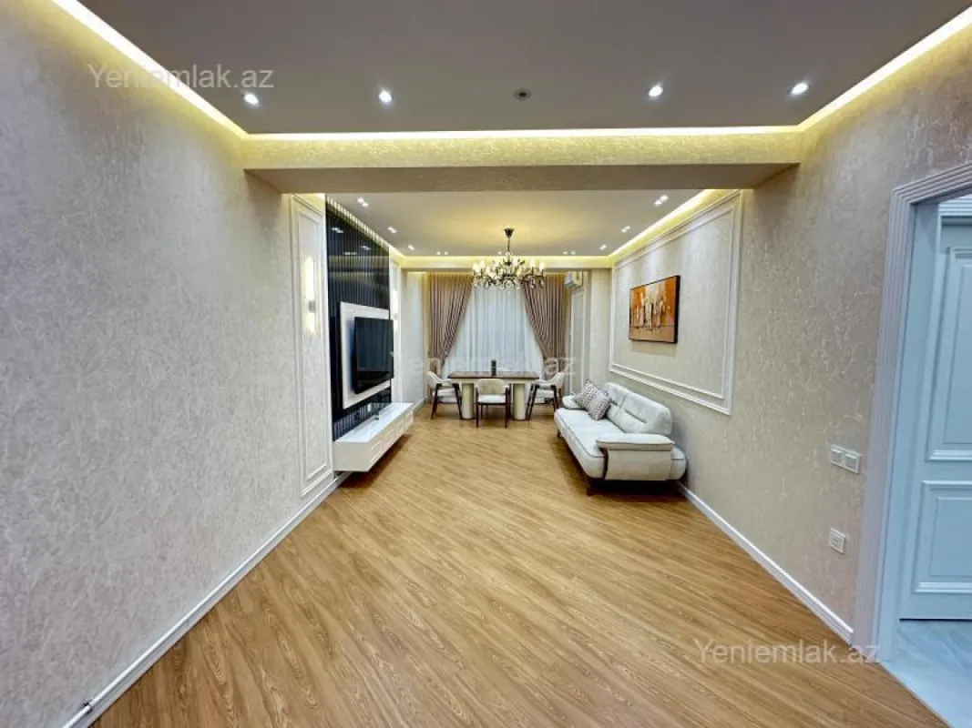 Satılır 2 otaqlı yeni tikili 70 m²