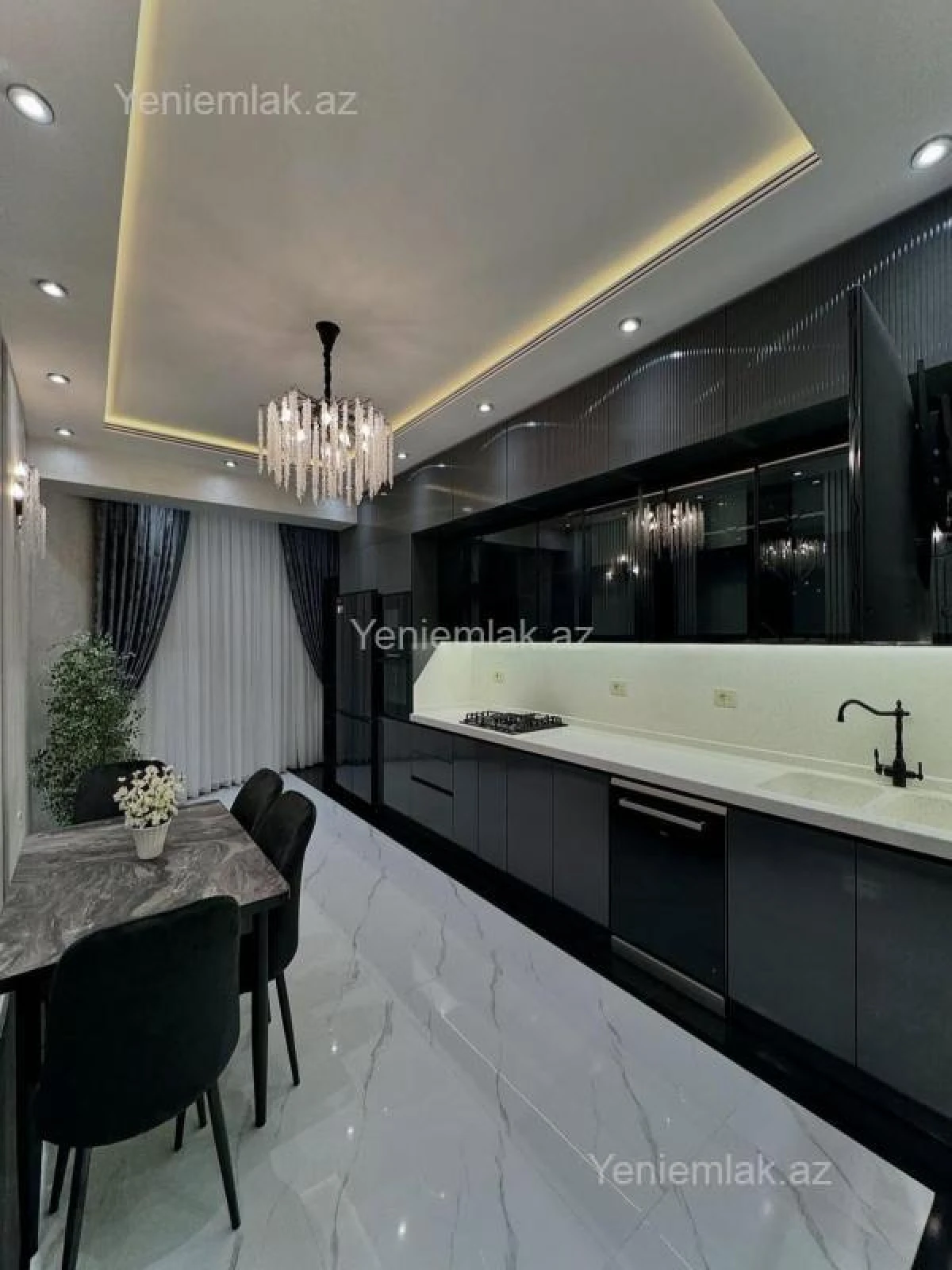 Satılır 2 otaqlı yeni tikili 97 m²