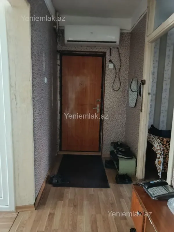 Satılır 3 otaqlı köhnə tikili 80 m²
