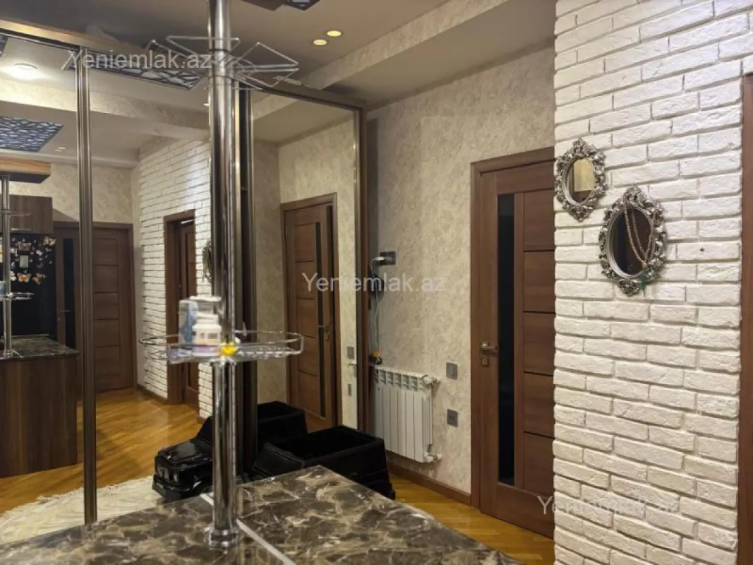 Satılır 2 otaqlı yeni tikili 65 m²