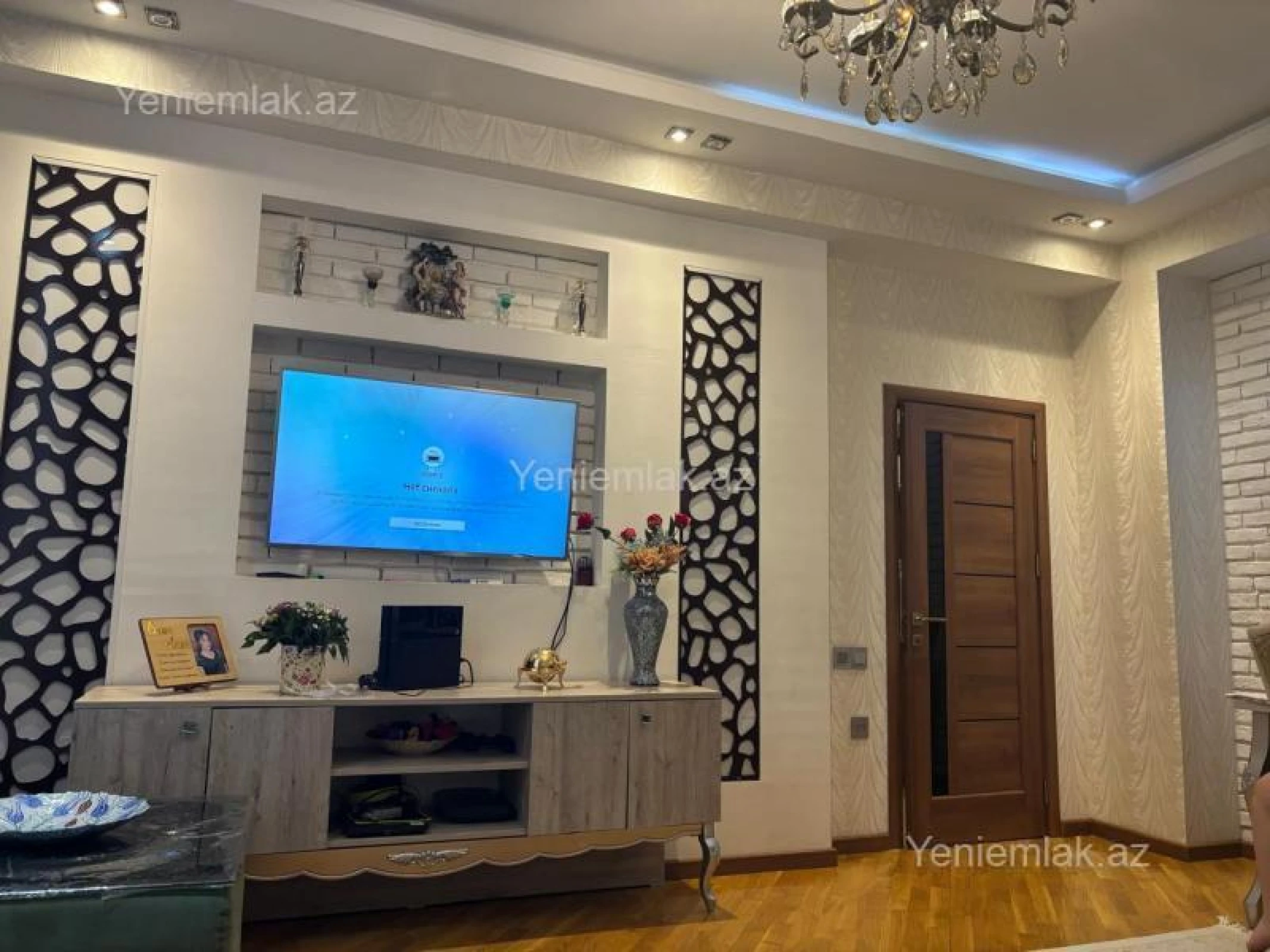 Satılır 2 otaqlı yeni tikili 65 m²
