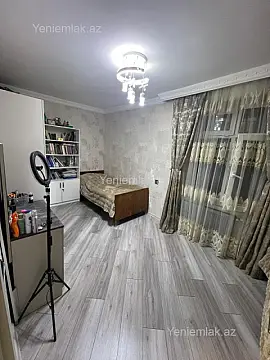 Satılır 2 otaqlı köhnə tikili 55 m²