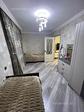 Satılır 2 otaqlı köhnə tikili 55 m²