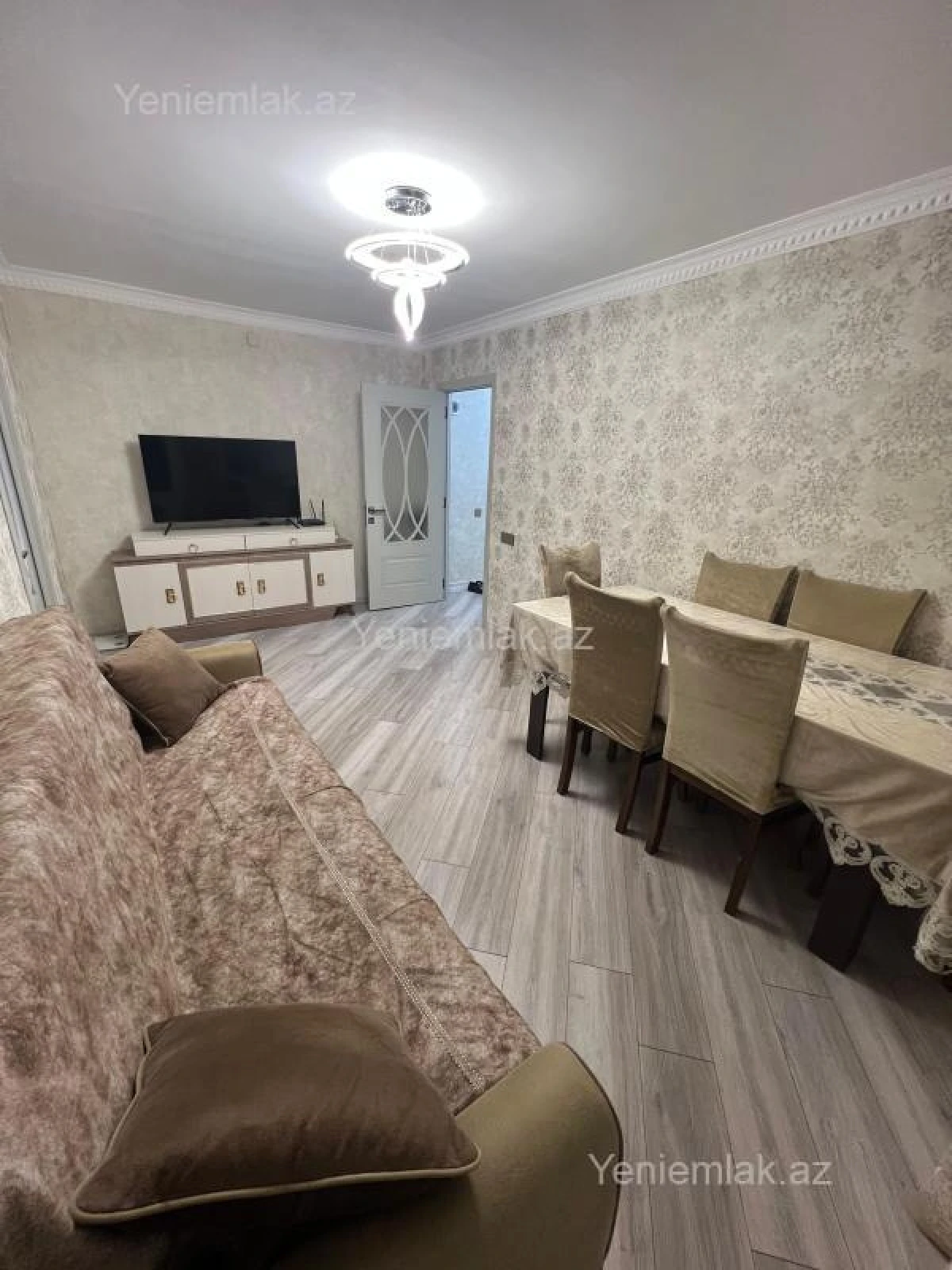 Satılır 2 otaqlı köhnə tikili 55 m²
