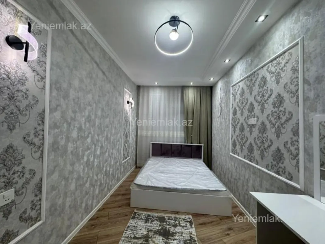Satılır 2 otaqlı köhnə tikili 60 m²