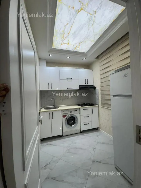 Satılır 2 otaqlı köhnə tikili 60 m²