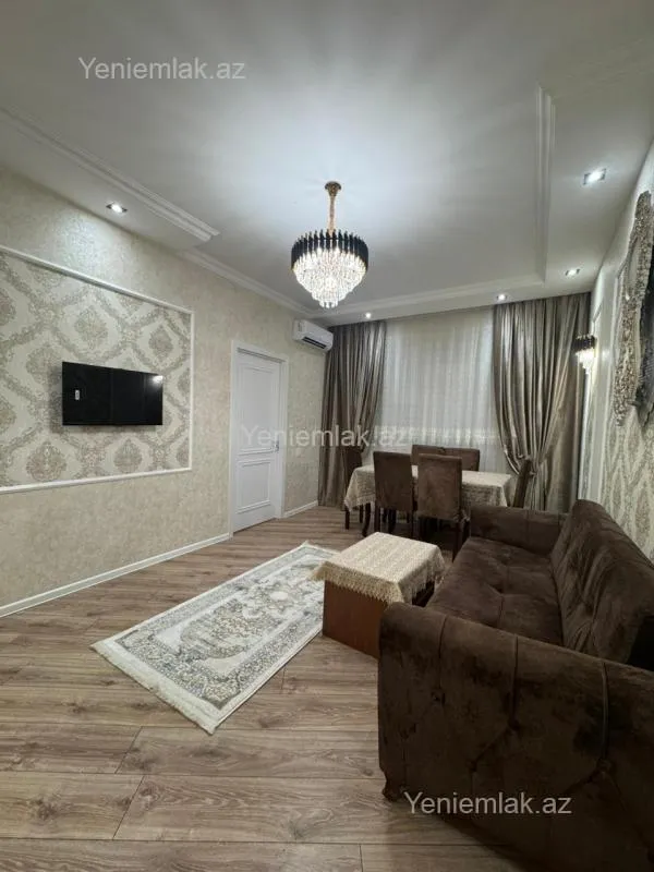 Satılır 2 otaqlı köhnə tikili 60 m²