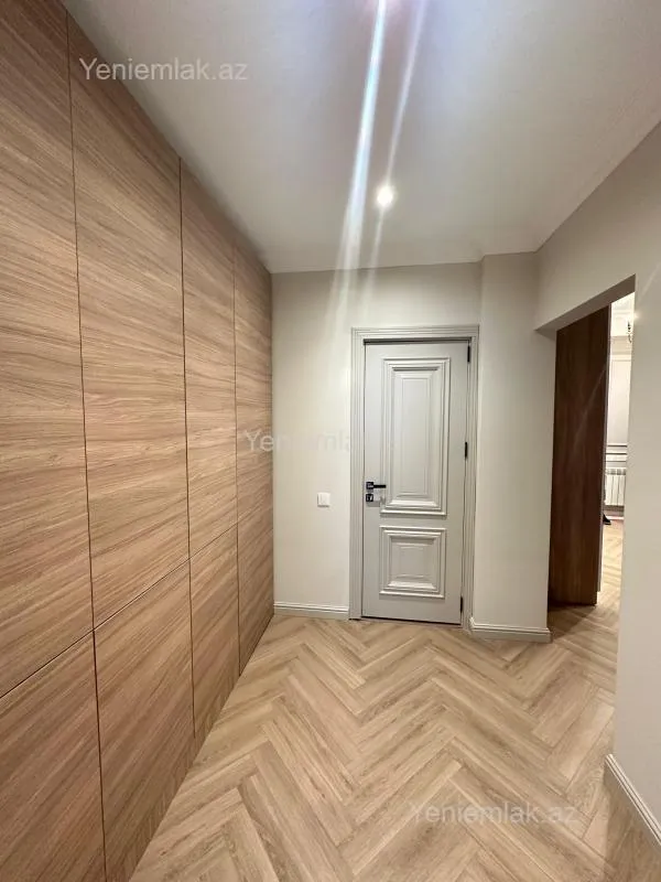 Satılır 3 otaqlı yeni tikili 103 m²