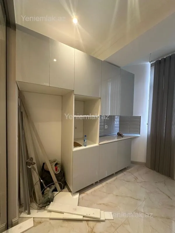 Satılır 3 otaqlı yeni tikili 103 m²