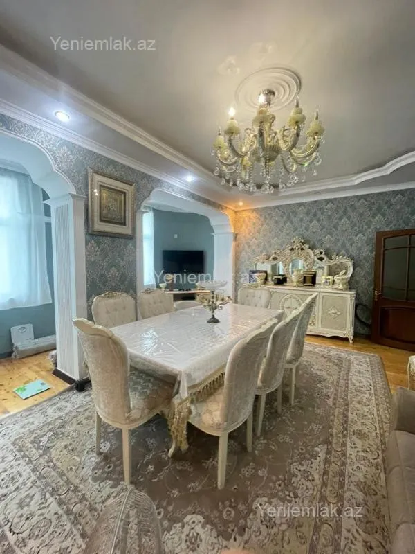 Satılır 3 otaqlı yeni tikili 120 m²