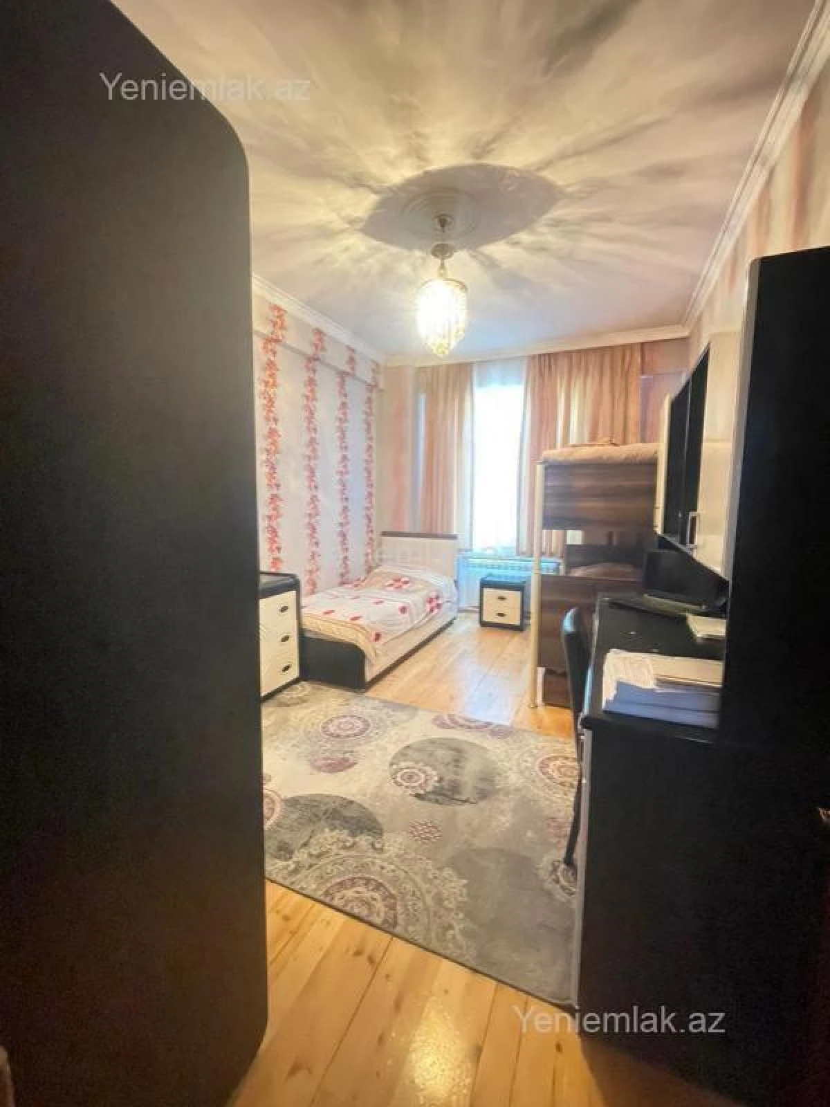 Satılır 3 otaqlı yeni tikili 120 m²