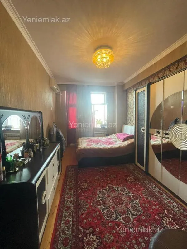 Satılır 3 otaqlı yeni tikili 120 m²