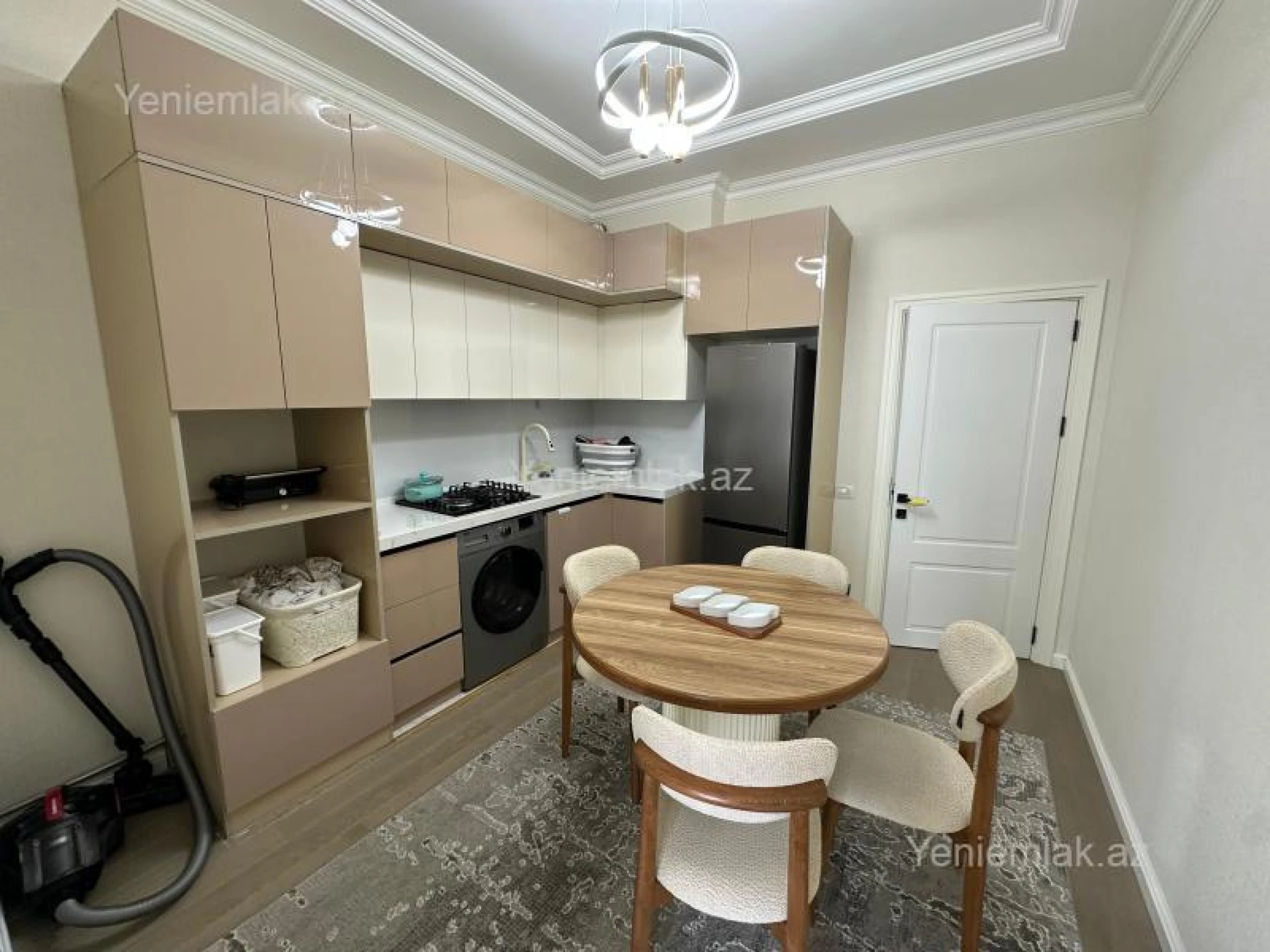 Satılır 3 otaqlı yeni tikili 65 m²