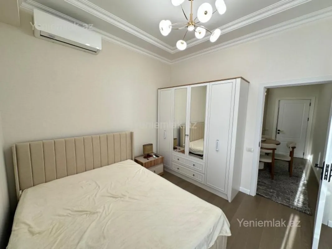 Satılır 3 otaqlı yeni tikili 65 m²