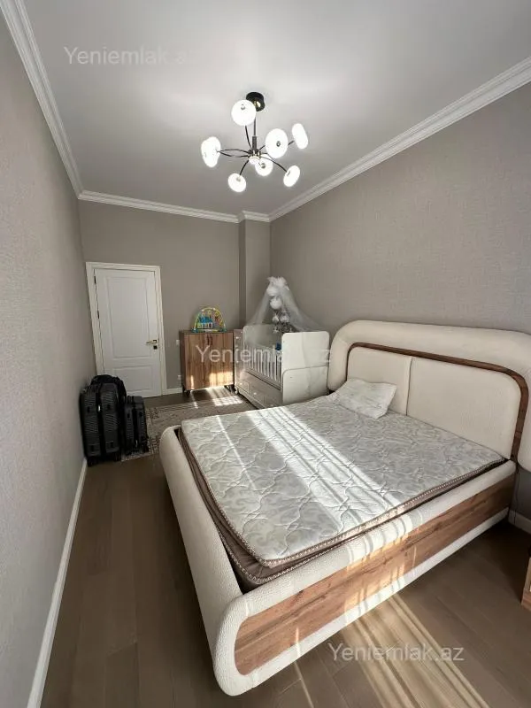 Satılır 3 otaqlı yeni tikili 65 m²