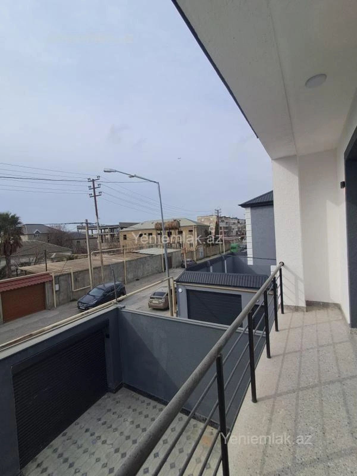 Satılır 5 otaqlı həyət evi 152 m²