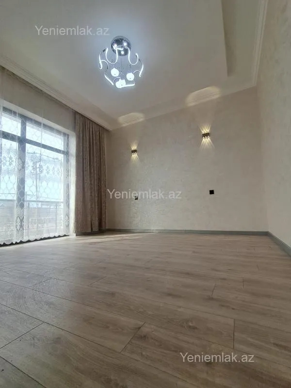 Satılır 5 otaqlı həyət evi 152 m²