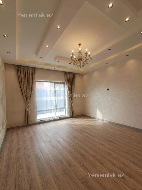 Satılır 5 otaqlı həyət evi 152 m²