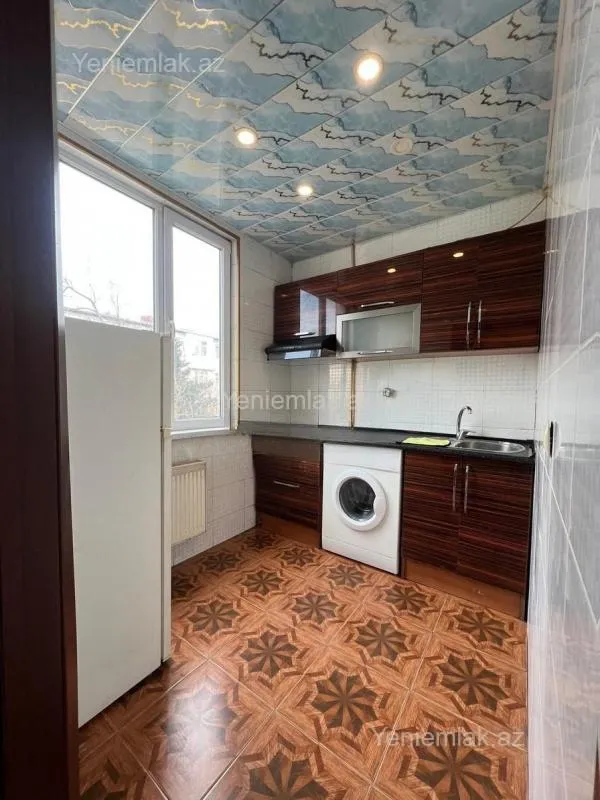 Satılır 2 otaqlı köhnə tikili 48 m²
