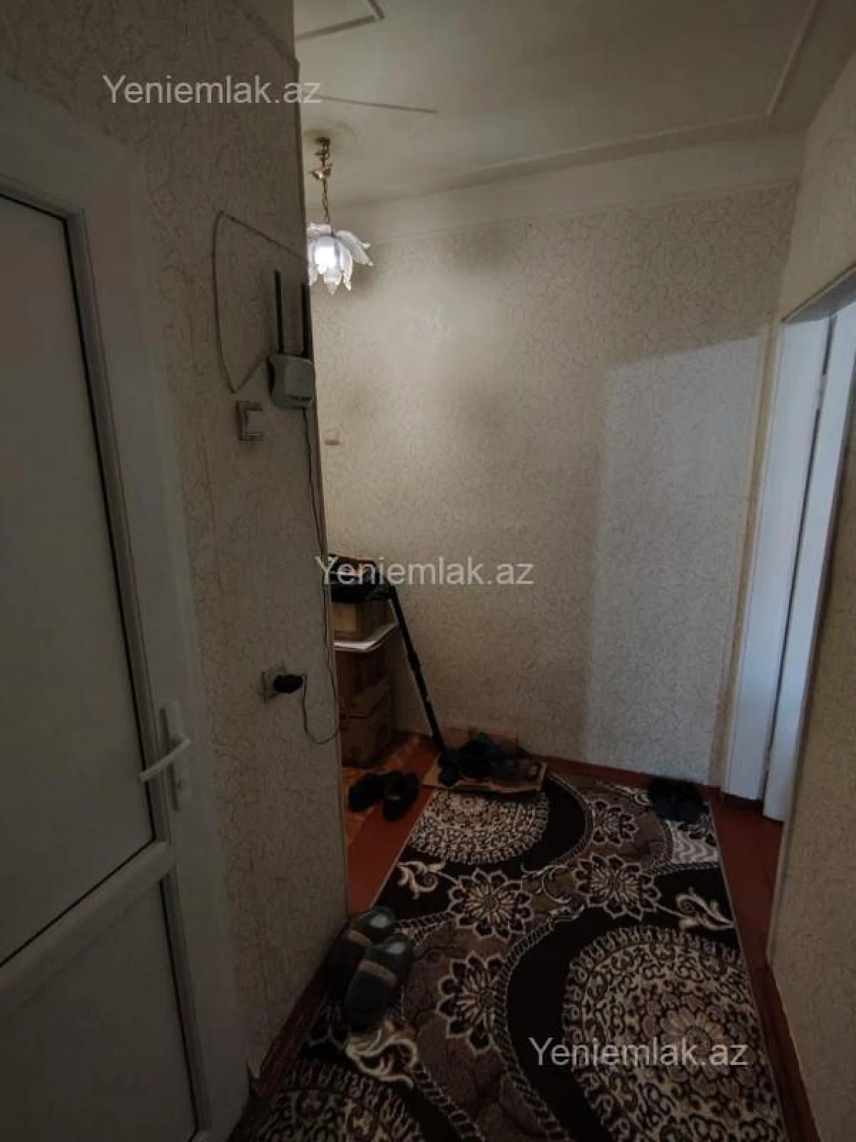 Satılır 1 otaqlı köhnə tikili 38 m²