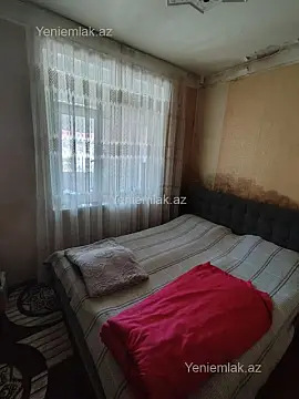 Satılır 1 otaqlı köhnə tikili 38 m²