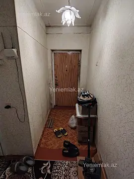 Satılır 1 otaqlı köhnə tikili 38 m²