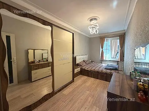 Satılır 3 otaqlı köhnə tikili 70 m²