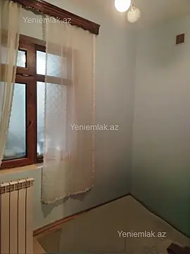 Satılır 2 otaqlı köhnə tikili 50 m²