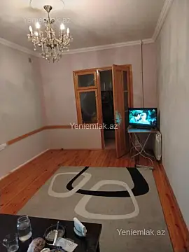Satılır 2 otaqlı köhnə tikili 50 m²
