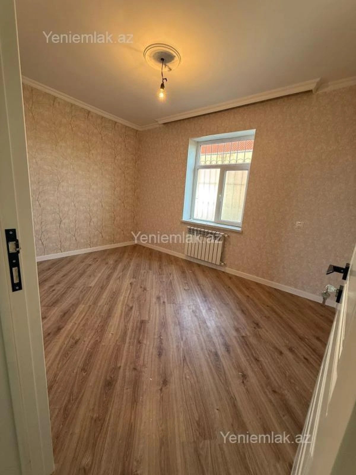 Satılır 4 otaqlı həyət evi 186 m²