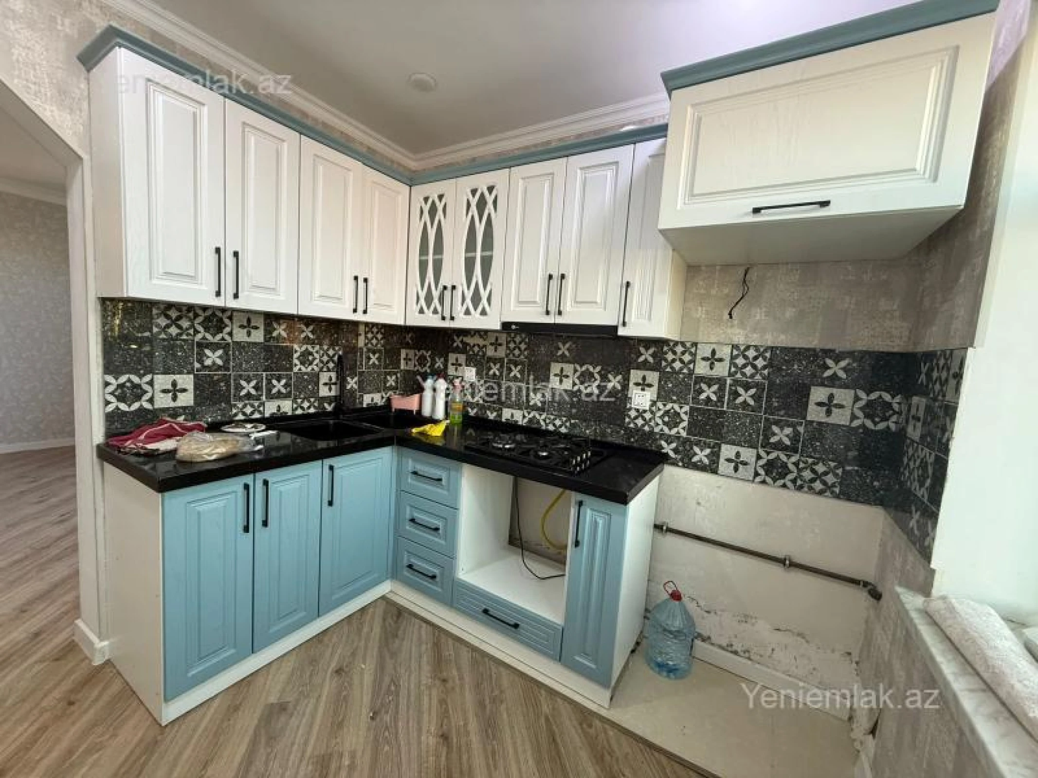 Satılır 4 otaqlı həyət evi 186 m²