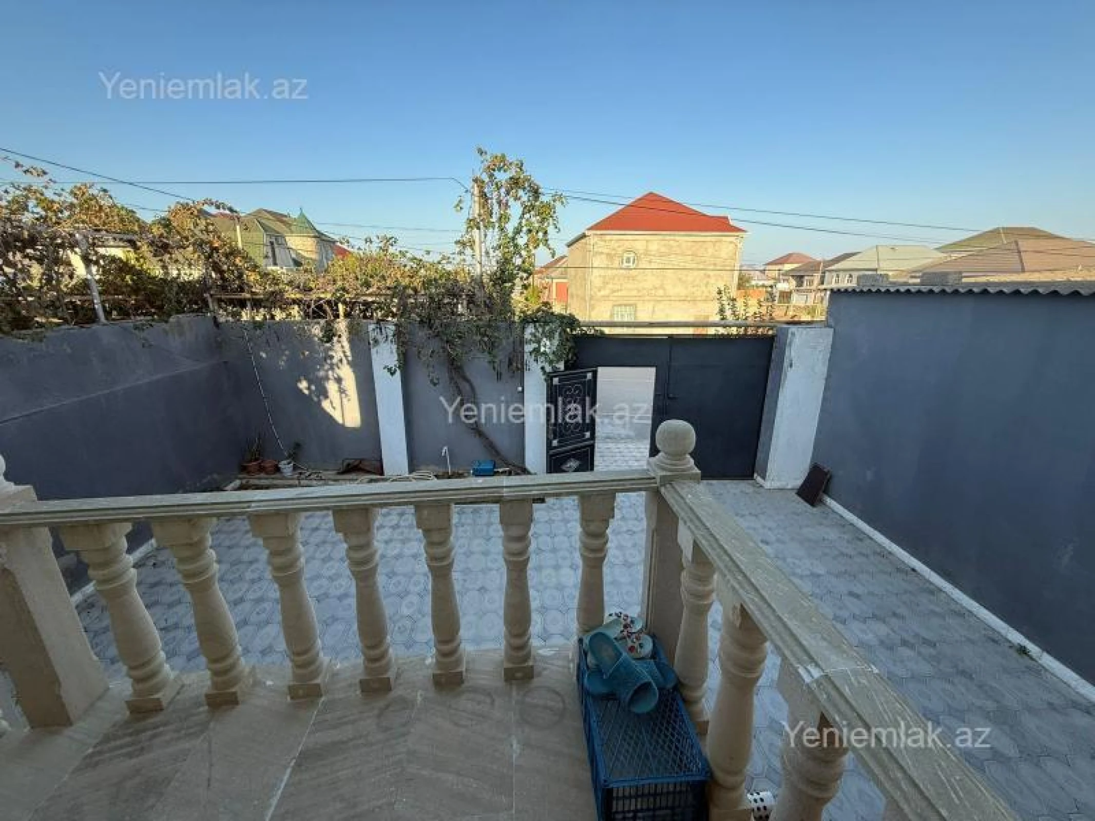 Satılır 4 otaqlı həyət evi 186 m²