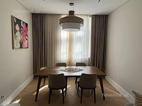 Satılır 2 otaqlı köhnə tikili 65 m²