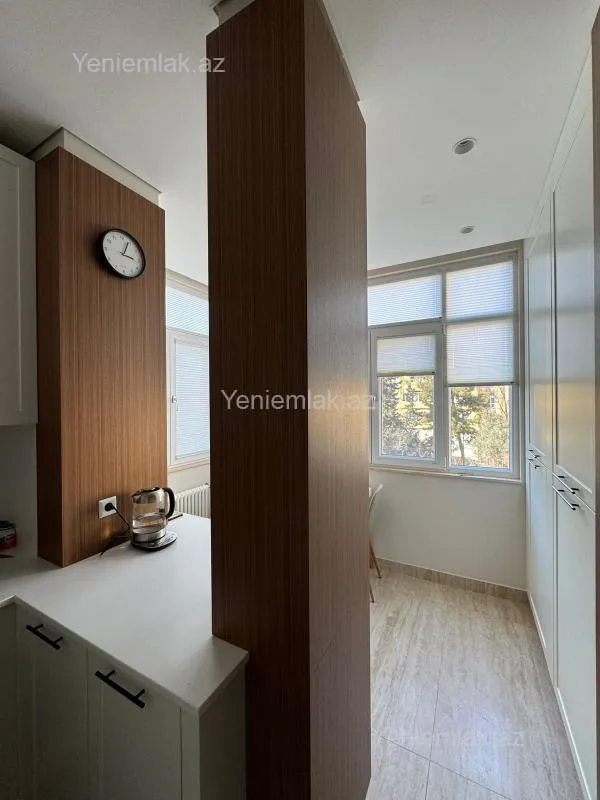 Satılır 2 otaqlı köhnə tikili 65 m²