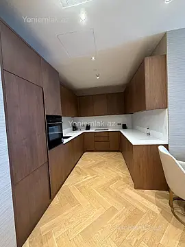 Satılır 2 otaqlı yeni tikili 100 m²