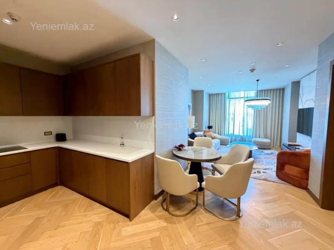 Satılır 2 otaqlı yeni tikili 100 m²