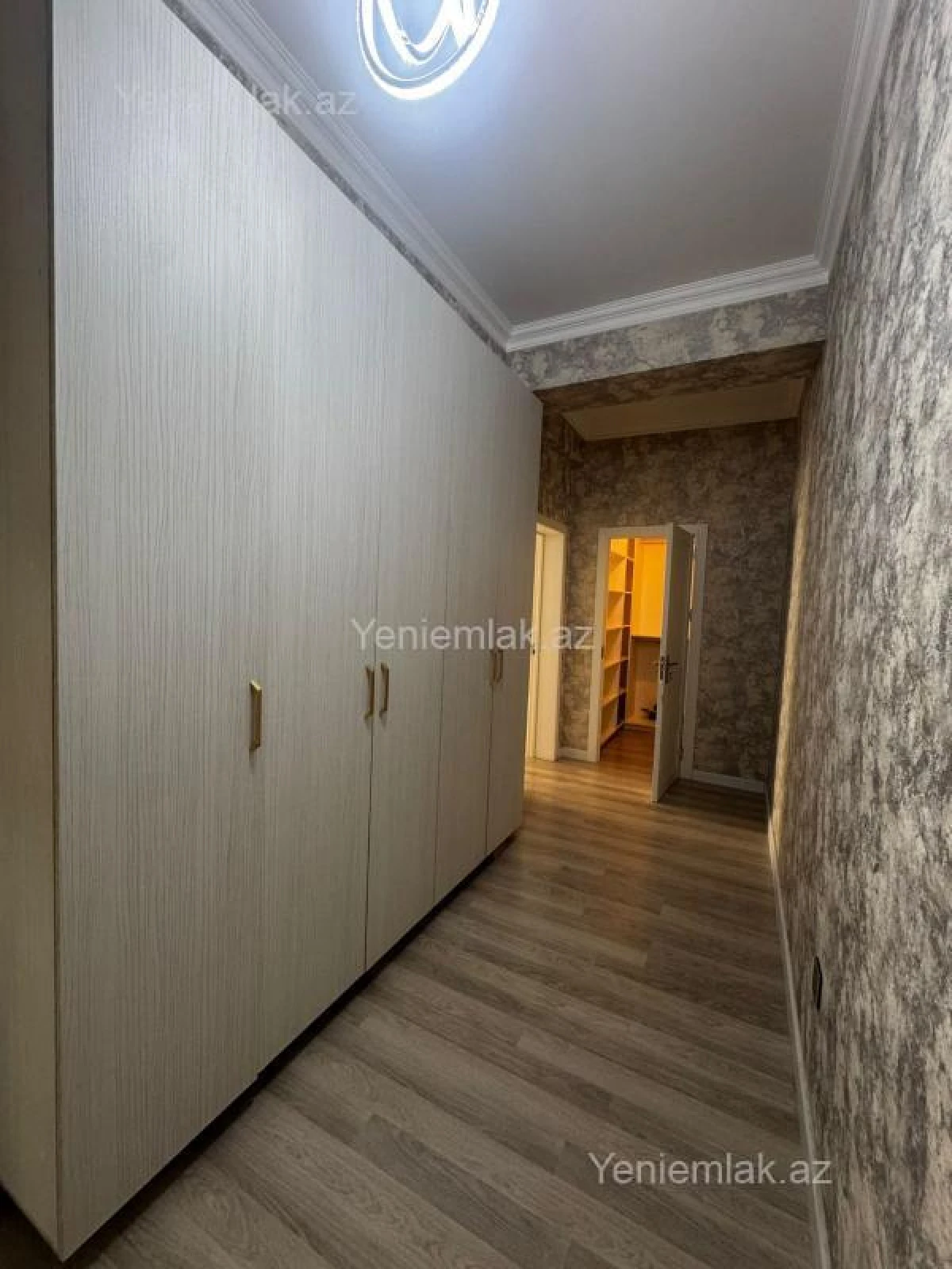 Satılır 2 otaqlı yeni tikili 86 m²