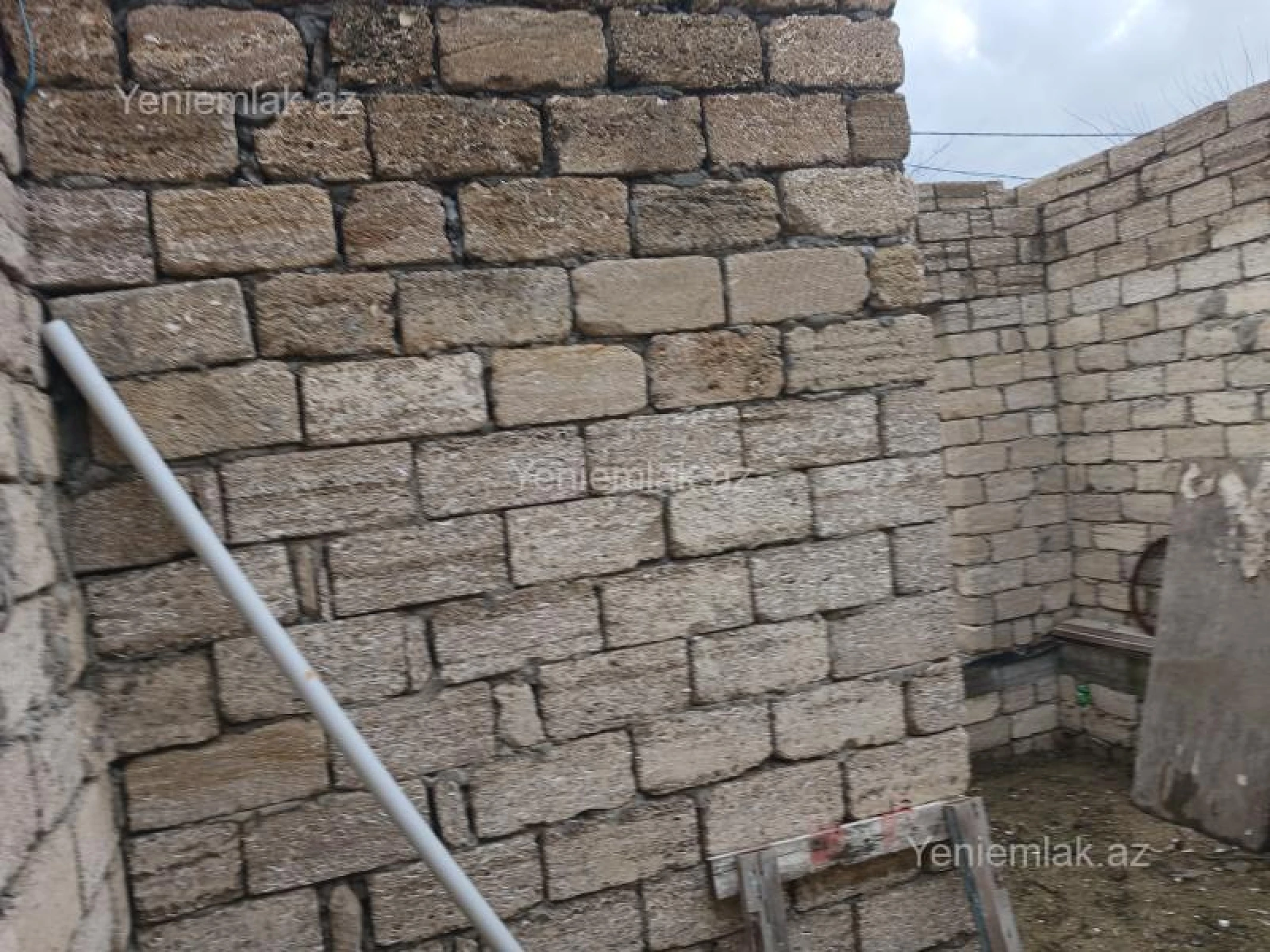 Satılır 1 otaqlı həyət evi 50 m²