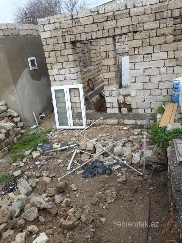 Satılır 1 otaqlı həyət evi 50 m²