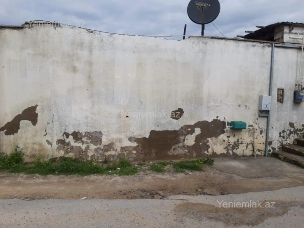 Satılır 1 otaqlı həyət evi 50 m²