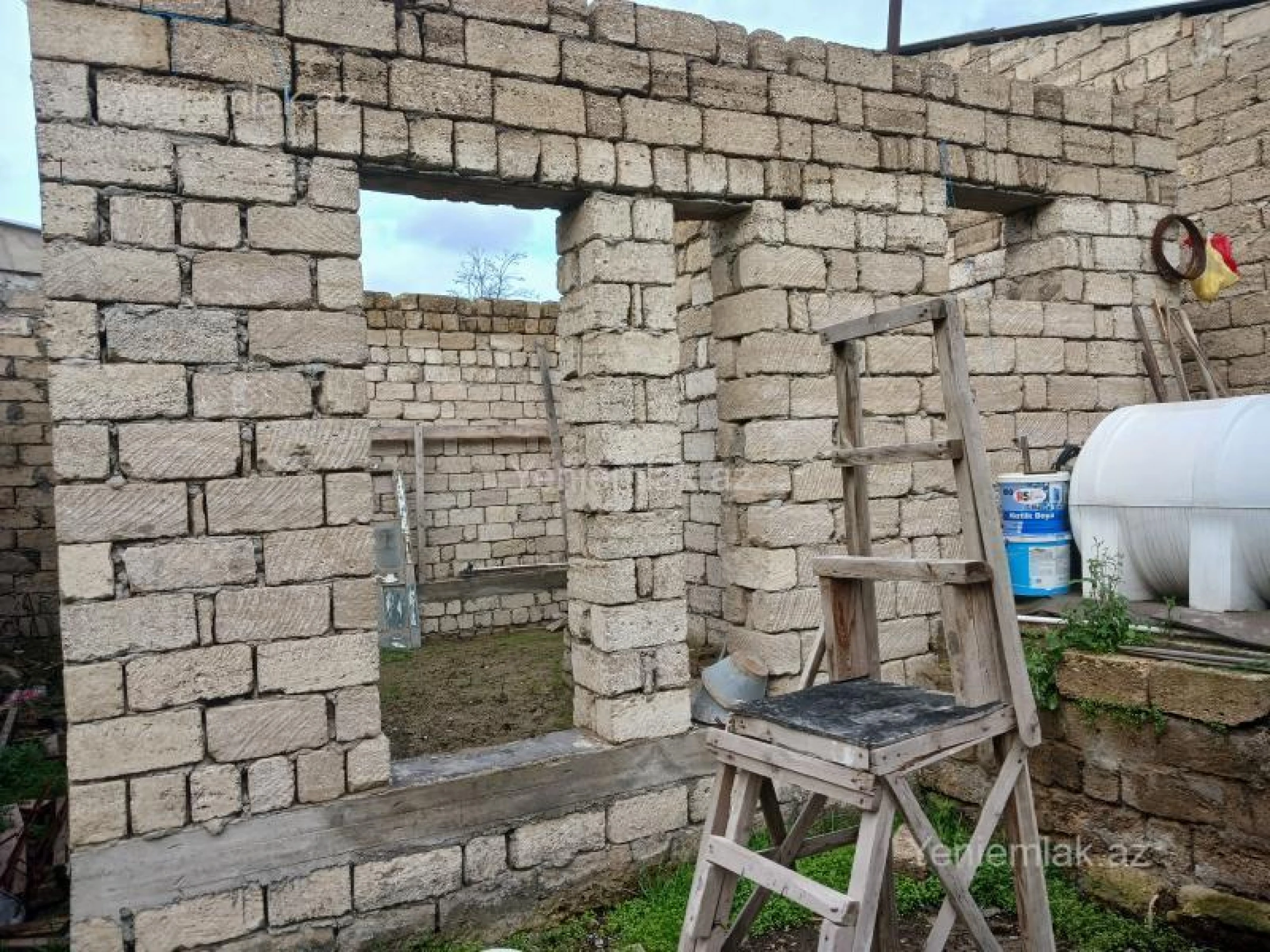 Satılır 1 otaqlı həyət evi 50 m²