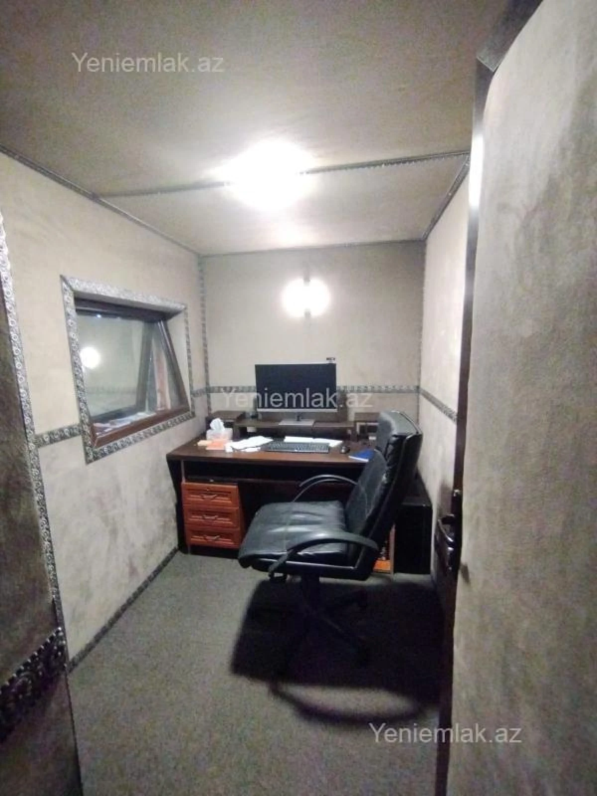 Satılır 10 otaqlı həyət evi 440 m²