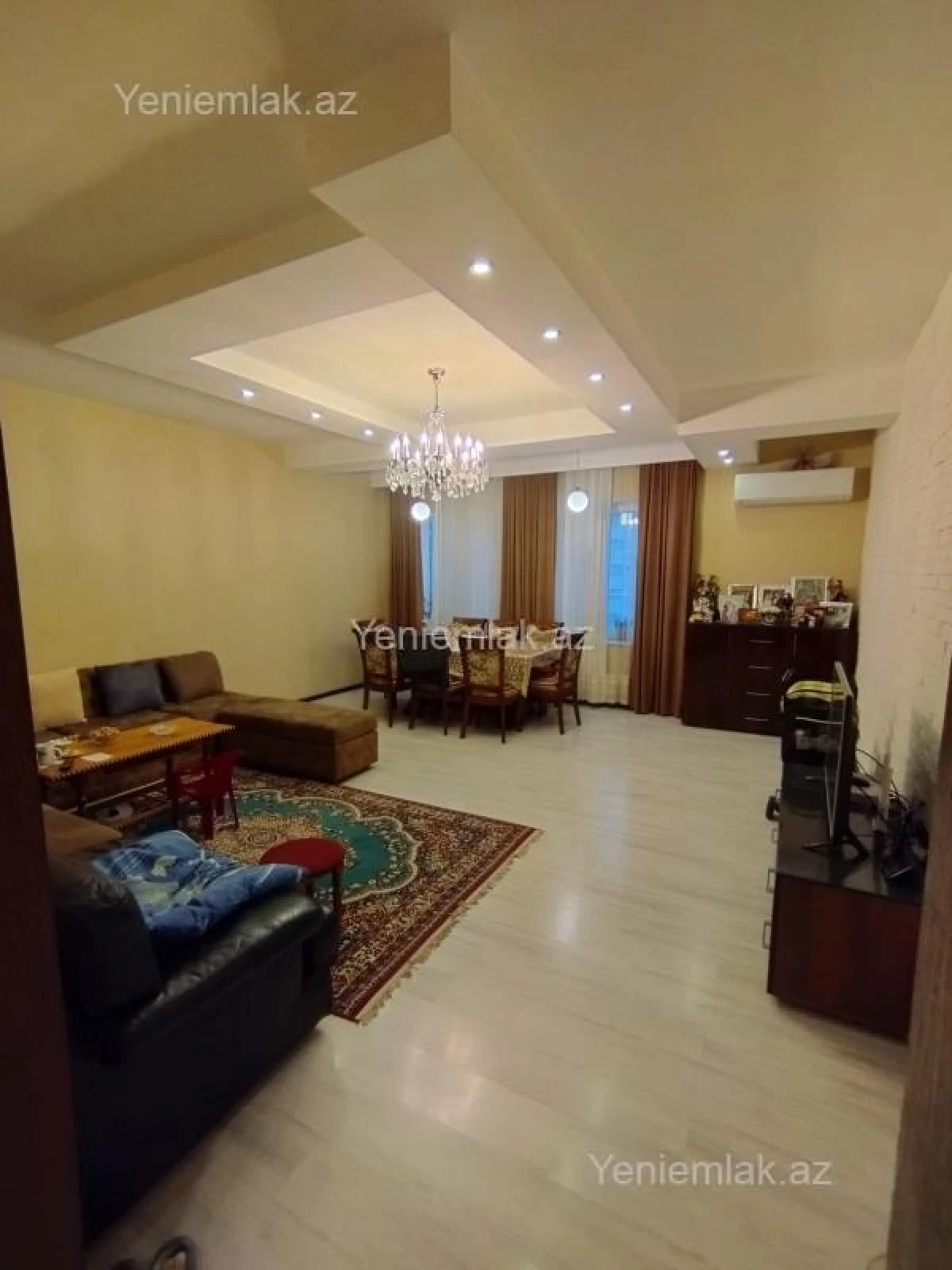 Satılır 10 otaqlı həyət evi 440 m²
